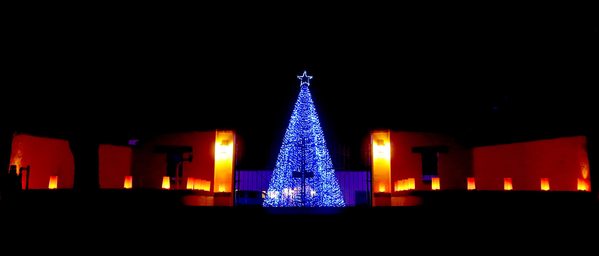 Christmas lights at homes in Tucson, 2020